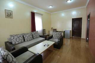Отель Отель «Арагац» Aragats Двухместный номер Делюкс с 1 кроватью и душем-2